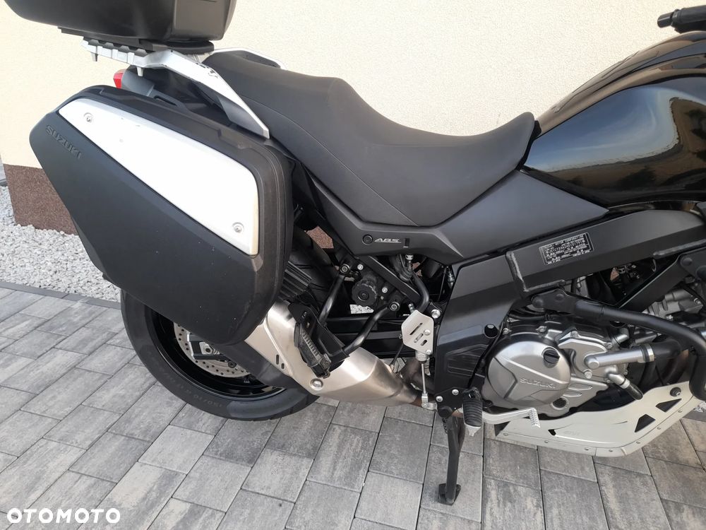 Suzuki V-STROM - 25