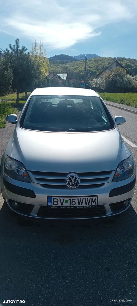 Volkswagen Golf 1.6 FSI Individual - 2