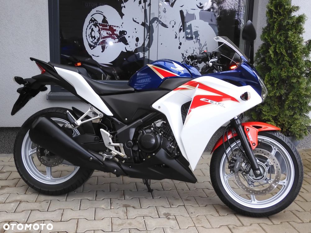 Honda CBR - 5