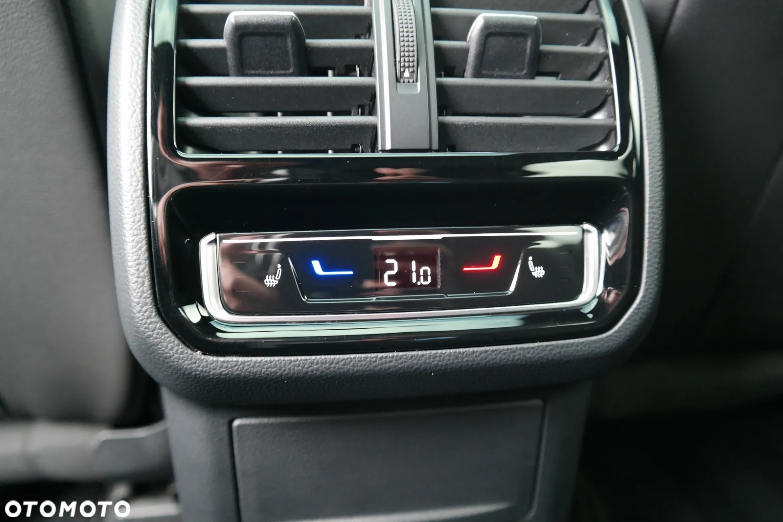 Volkswagen Arteon 2.0 TSI R-Line DSG - 13