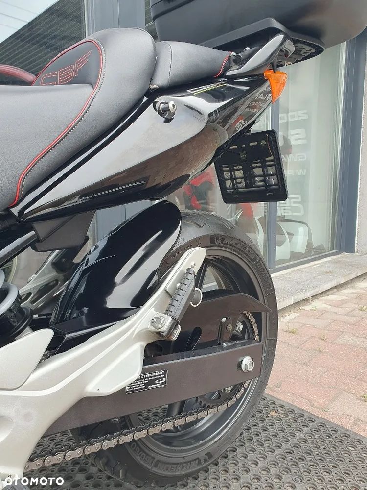 Honda CBF - 7