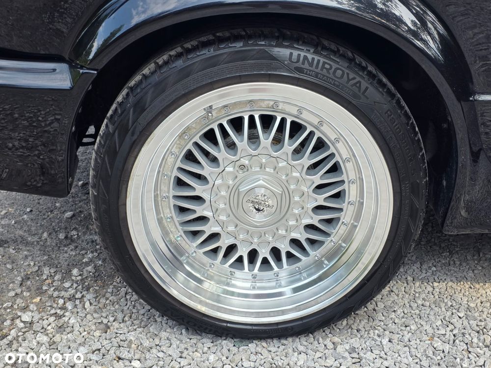 Volkswagen Golf 1.8 Syncro - 23