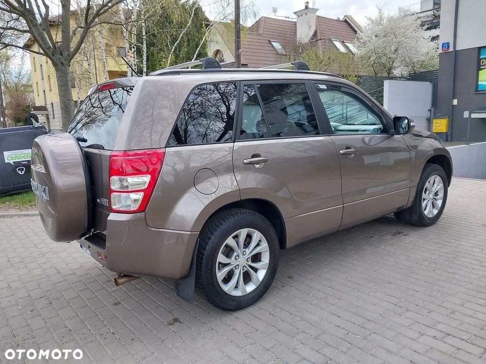 Suzuki Grand Vitara 2.4 Premium EU5 - 17