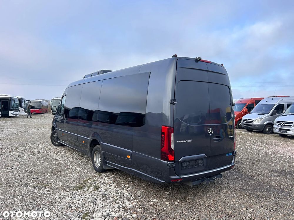 Mercedes-Benz Sprinter 519 - 5