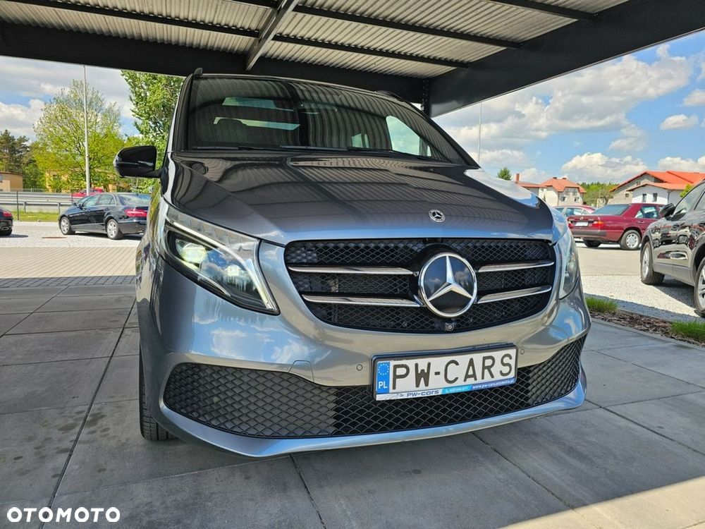 Mercedes-Benz Klasa V - 6