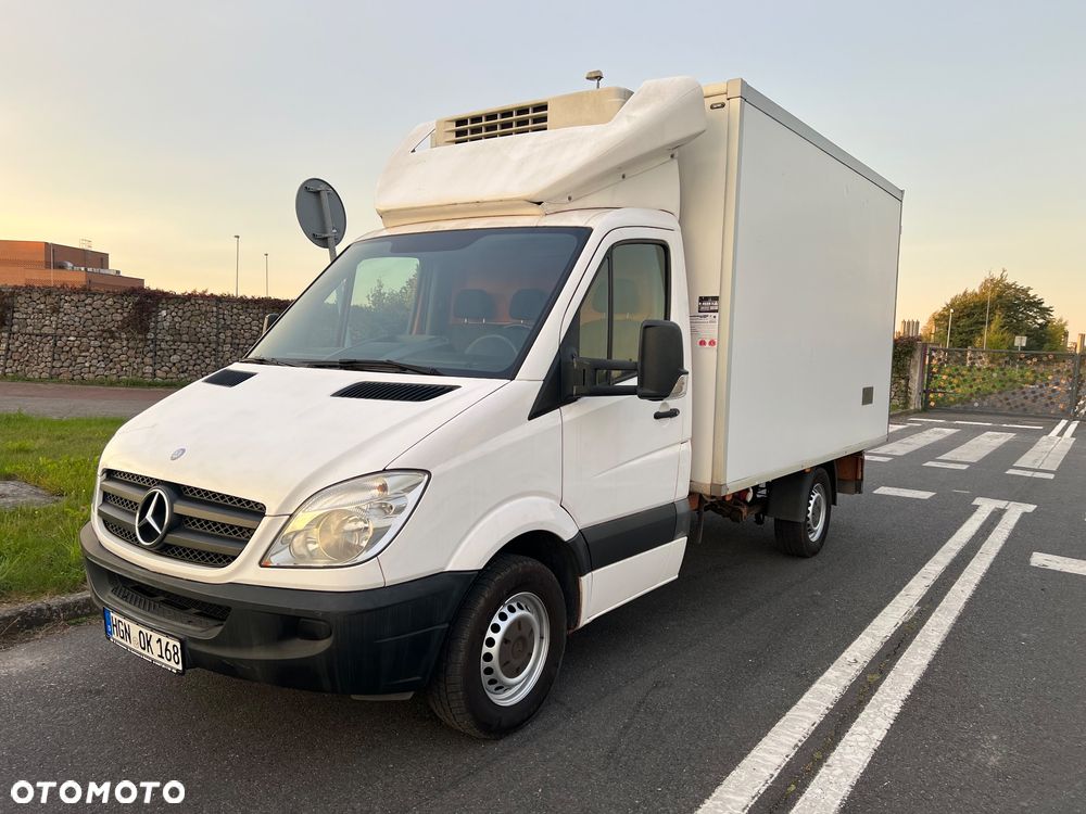 Mercedes-Benz Sprinter - 1