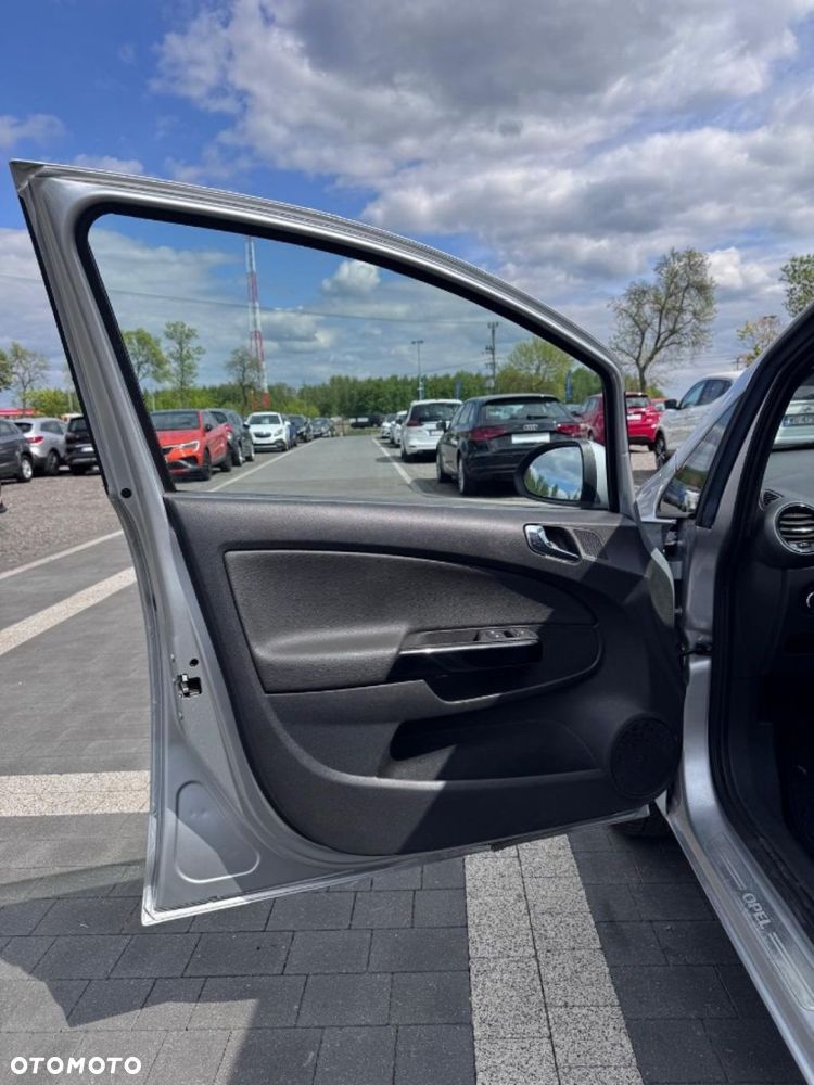 Opel Corsa - 20