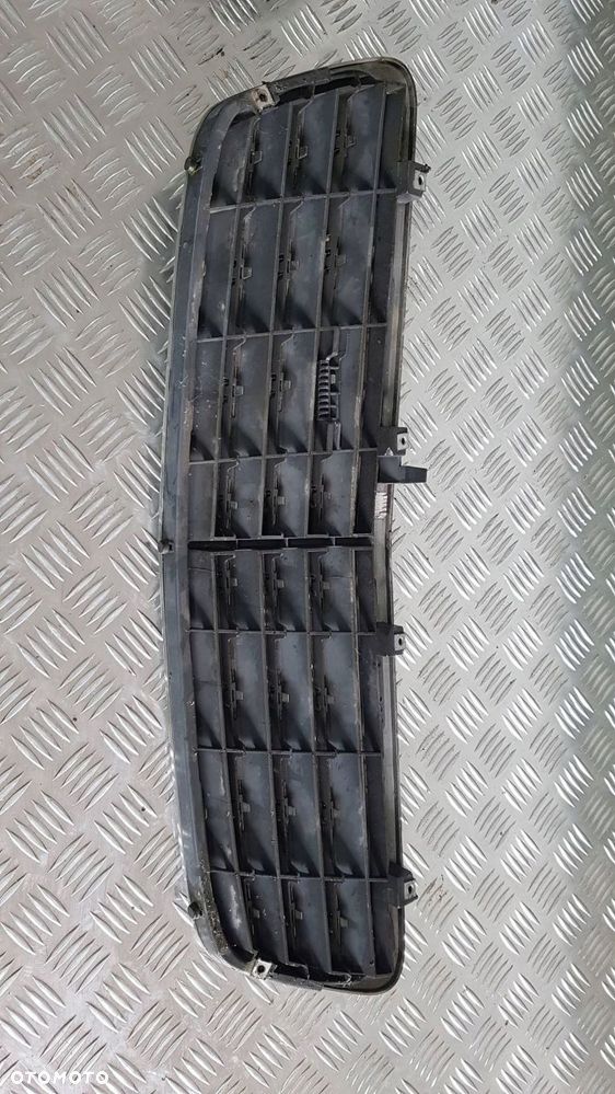 mercedes c - klasa w 203 grill atrapa lift - 4