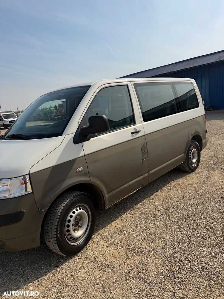 Volkswagen Transporter - 2