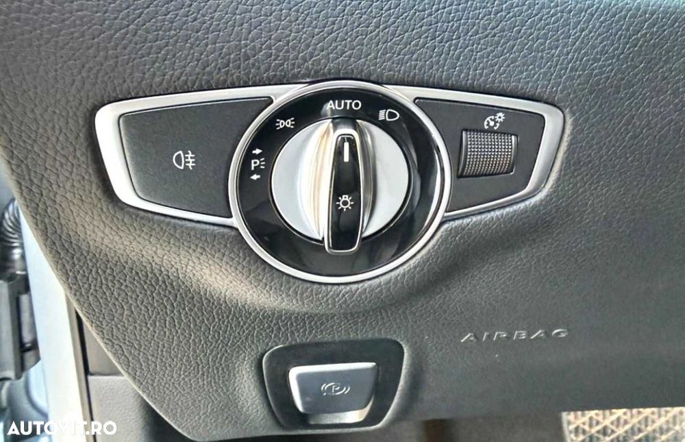 Mercedes-Benz E - 21