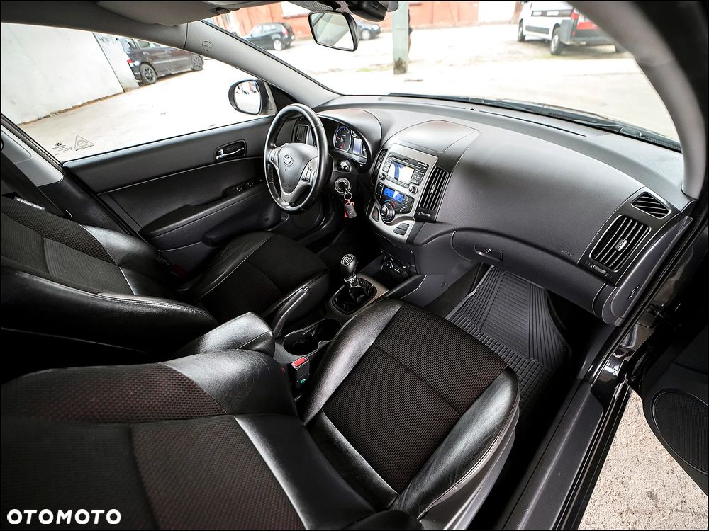 Hyundai i30 - 17