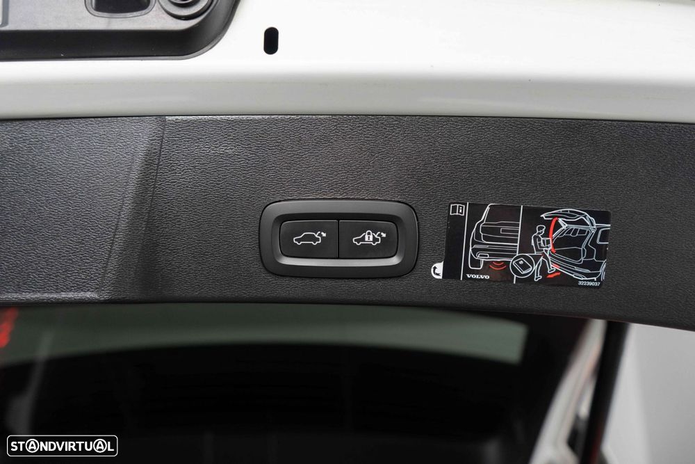 Volvo XC 40 1.5 T4 PHEV Inscription Expression - 17