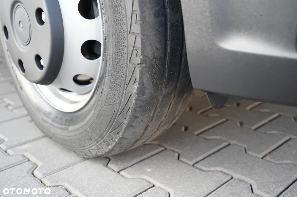 Volkswagen CRAFTER / SKRZYNIA 5 M / HDS PM 3623 / UDŹWIG  990 KG  / 2020 ROK / BLIŹNIAK / 3 MIEJSCA / SPROWADZONY - 25