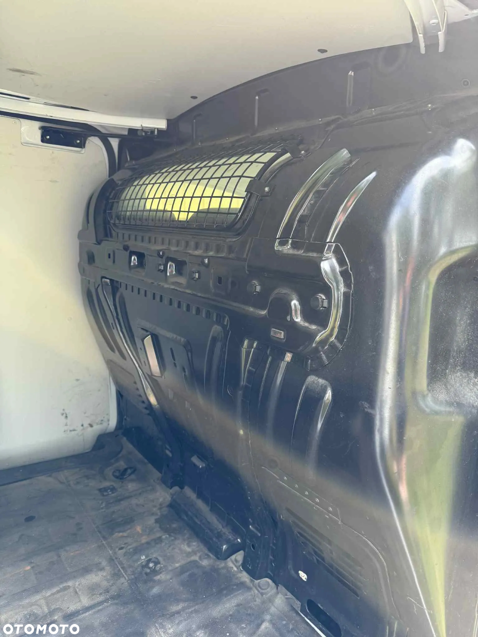 Ford Transit Connect 240 L2 LKW Autm Trend - 9