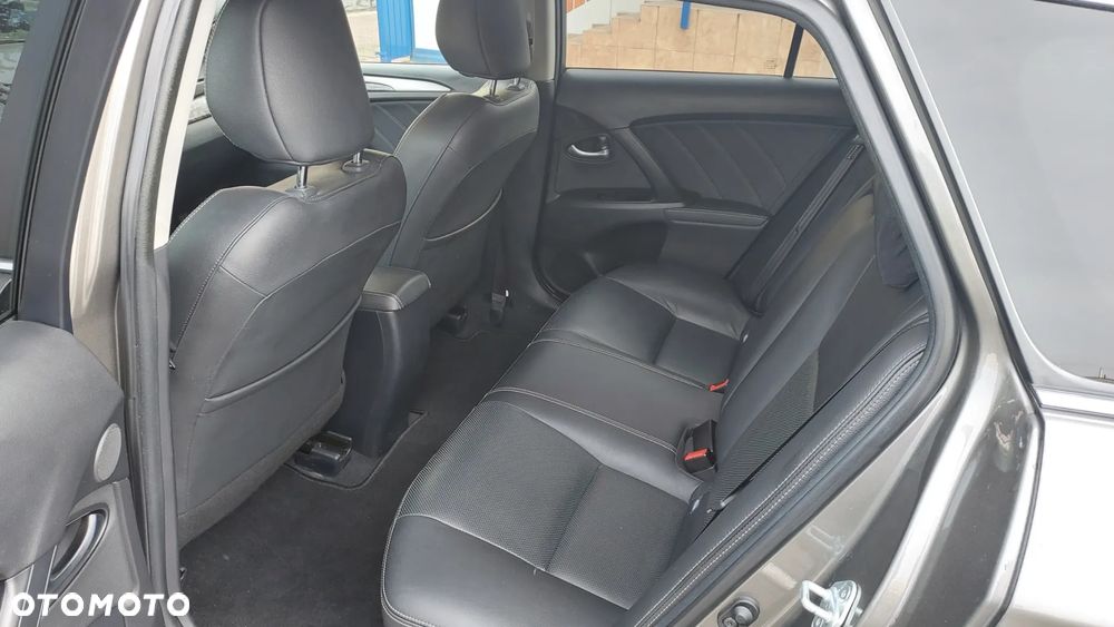 Toyota Avensis 2.0 Prestige MS - 5