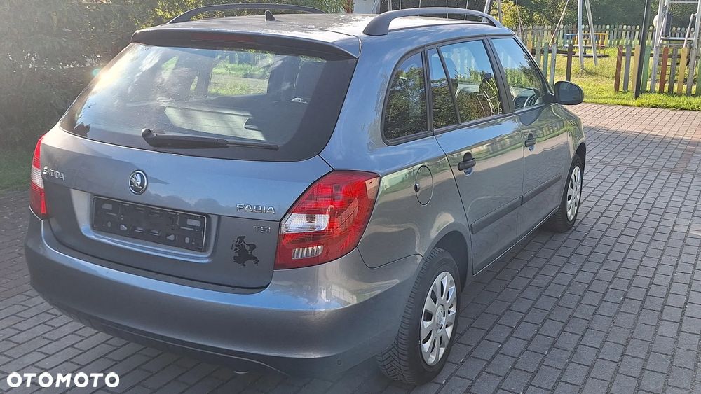 Skoda Fabia 1.2 TSI Ambiente - 5