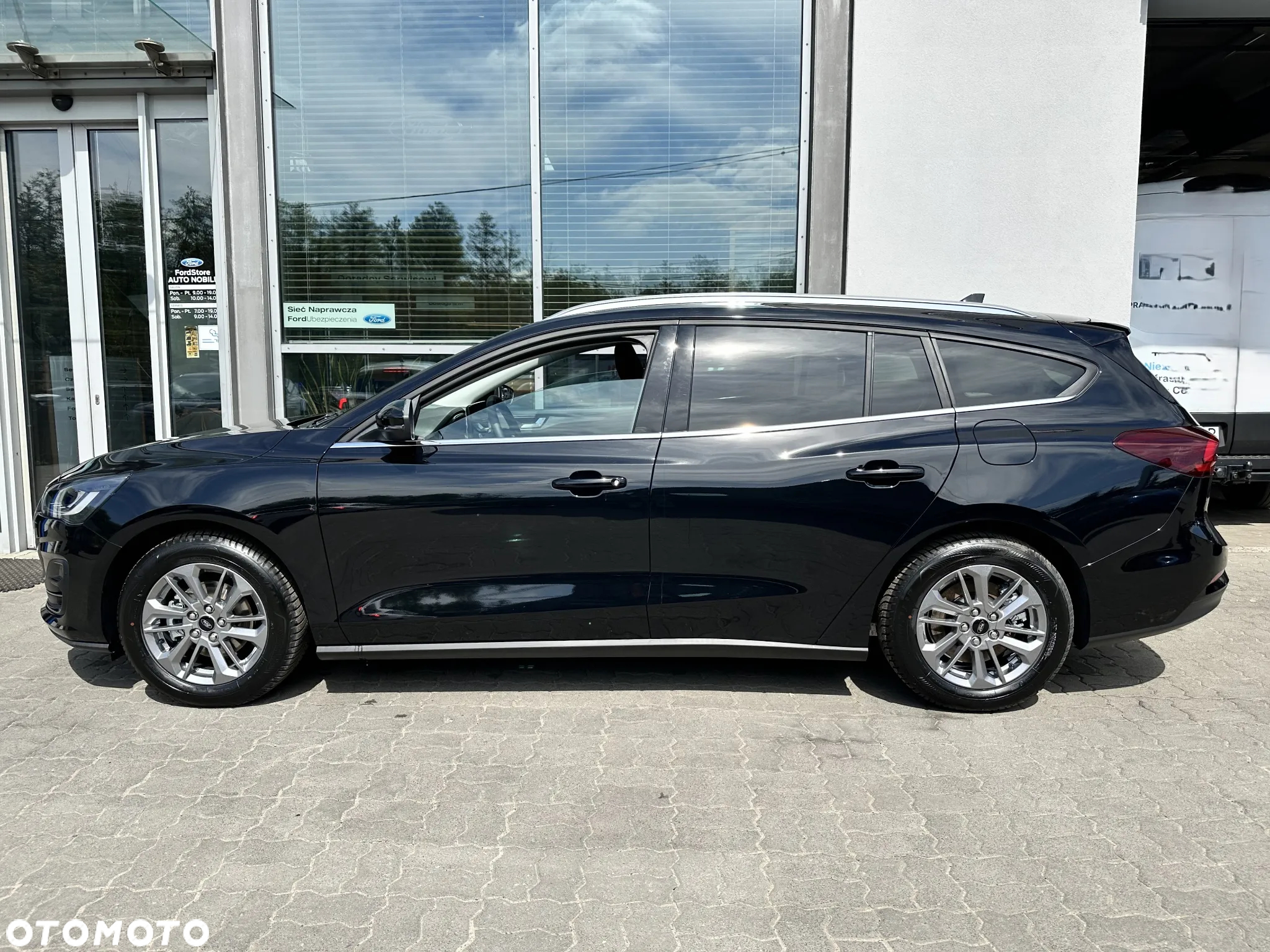 Ford Focus 1.0 EcoBoost Titanium X - 3