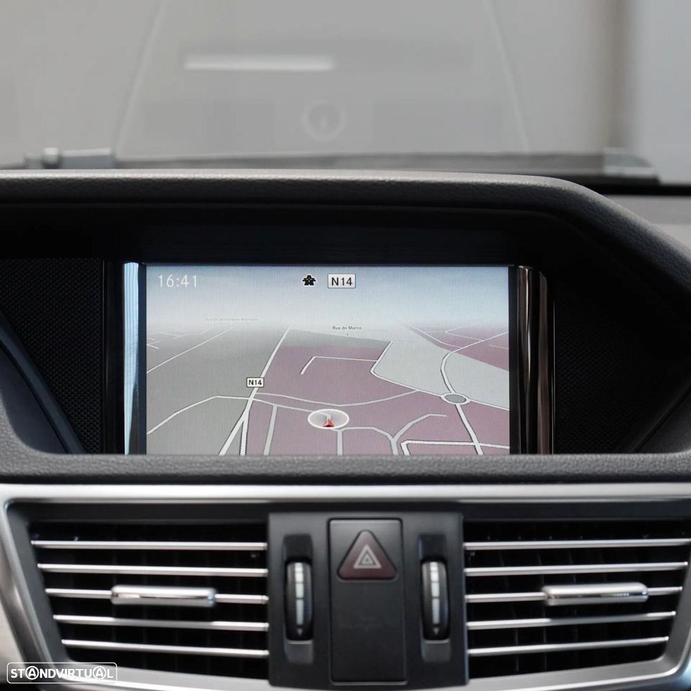 Mercedes-Benz E 300 Bluetec Hybrid Avantgarde - 15