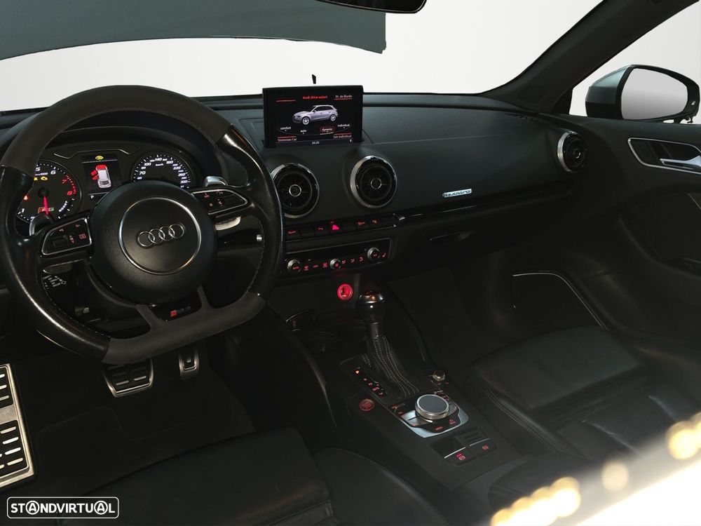 Audi RS3 Sportback - 16