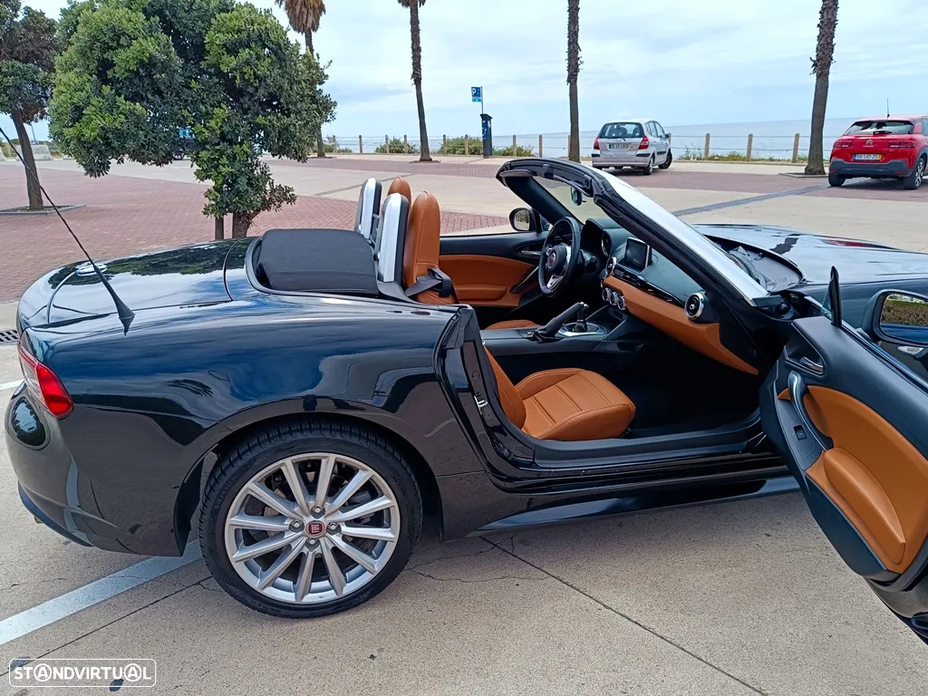 Fiat 124 Spider 1.4 MultiAir Turbo - 17