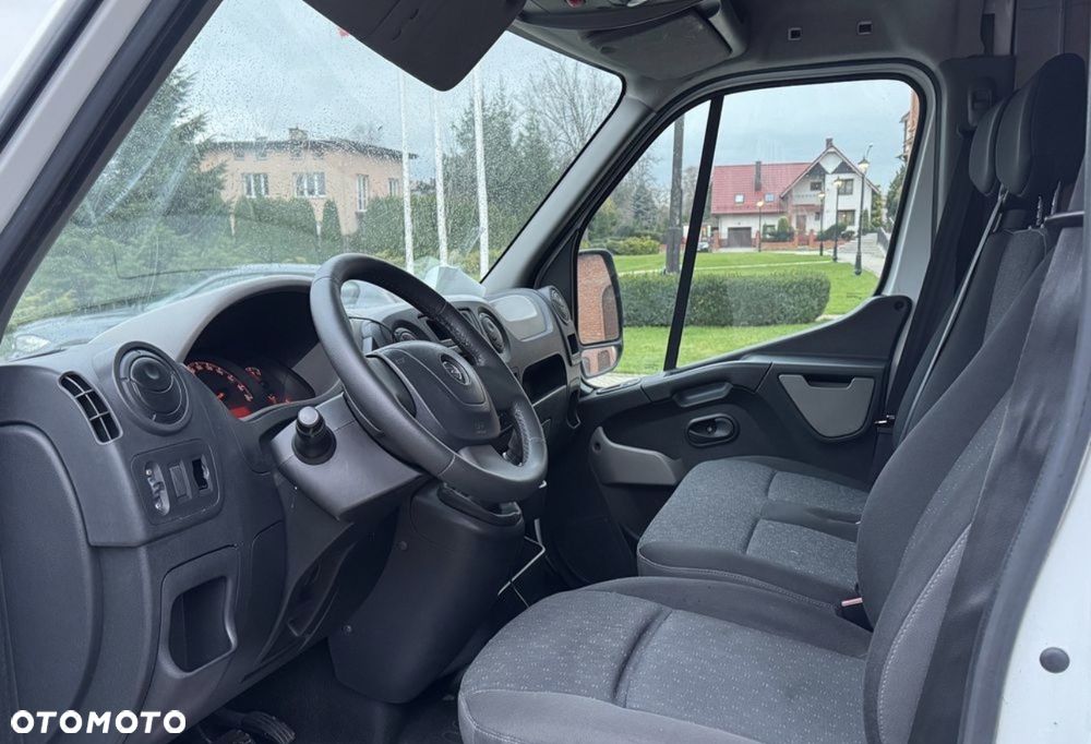 Opel Movano - 8