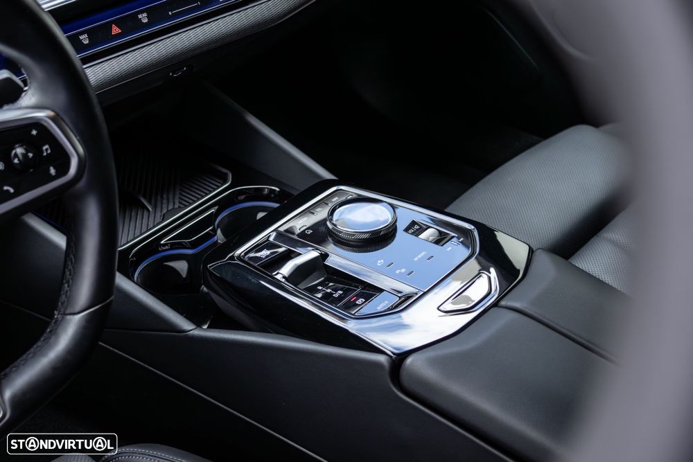 BMW i5 eDrive40 Pack Desportivo M - 23