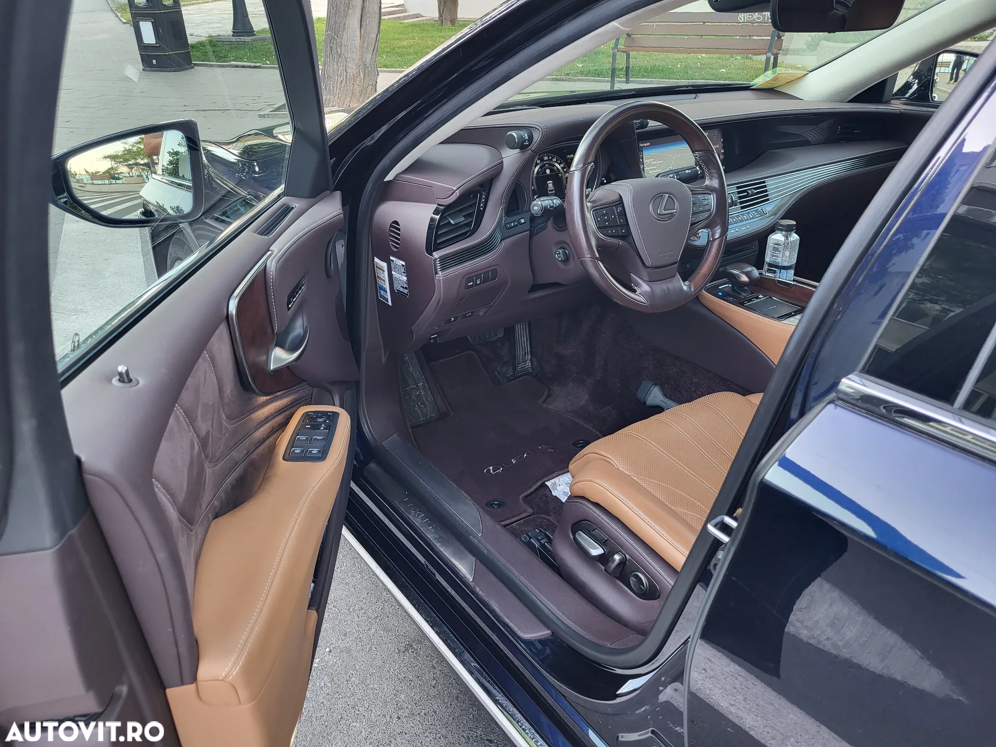 Lexus Seria LS - 9