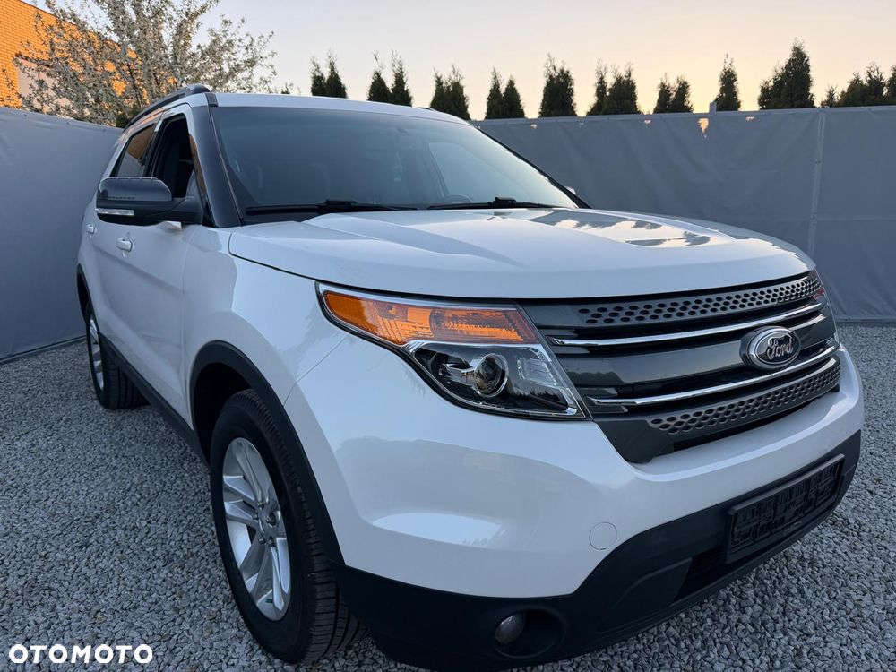 Ford Explorer - 2