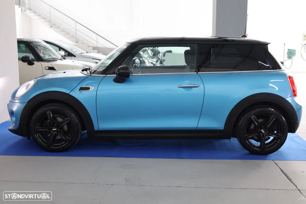 MINI 3 Portas Cooper D - 25
