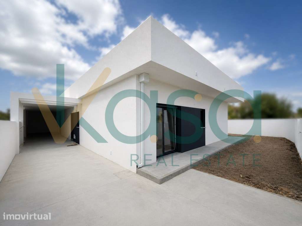 Moradia T4 térrea contemporânea com piscina e garagem - Grande imagem: 2/8