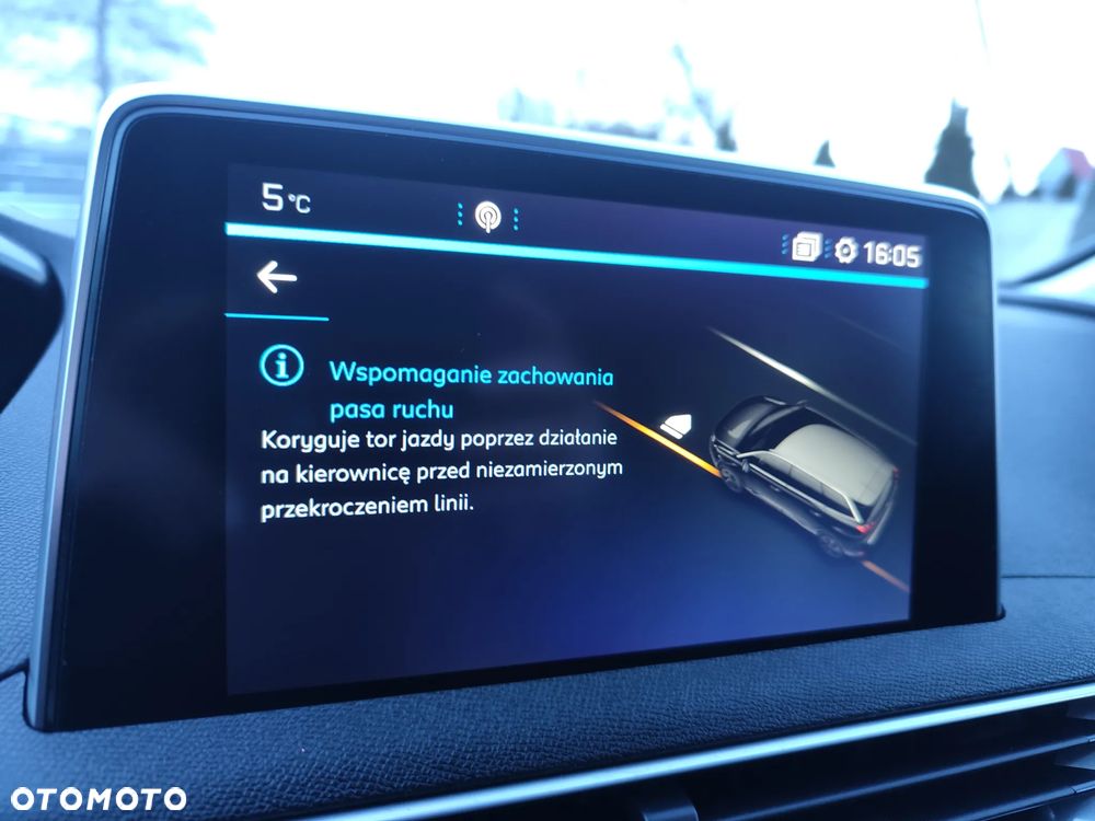 Peugeot 5008 1.6 BlueHDI Allure S&S EAT6 - 31