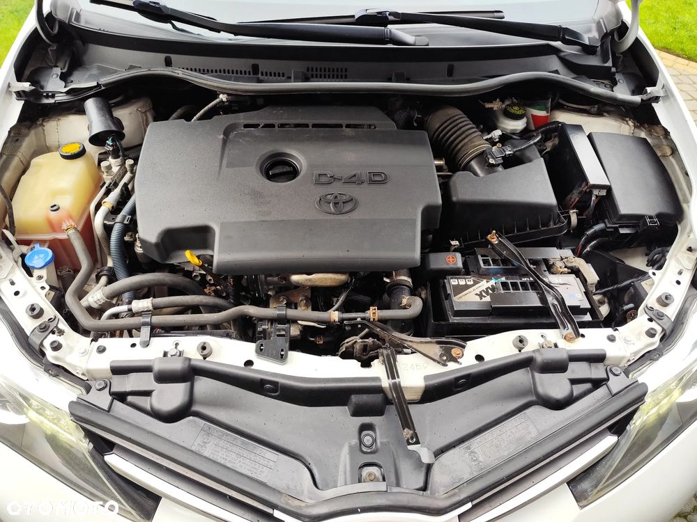 Toyota Auris 2.0 D-4D Dynamic - 15