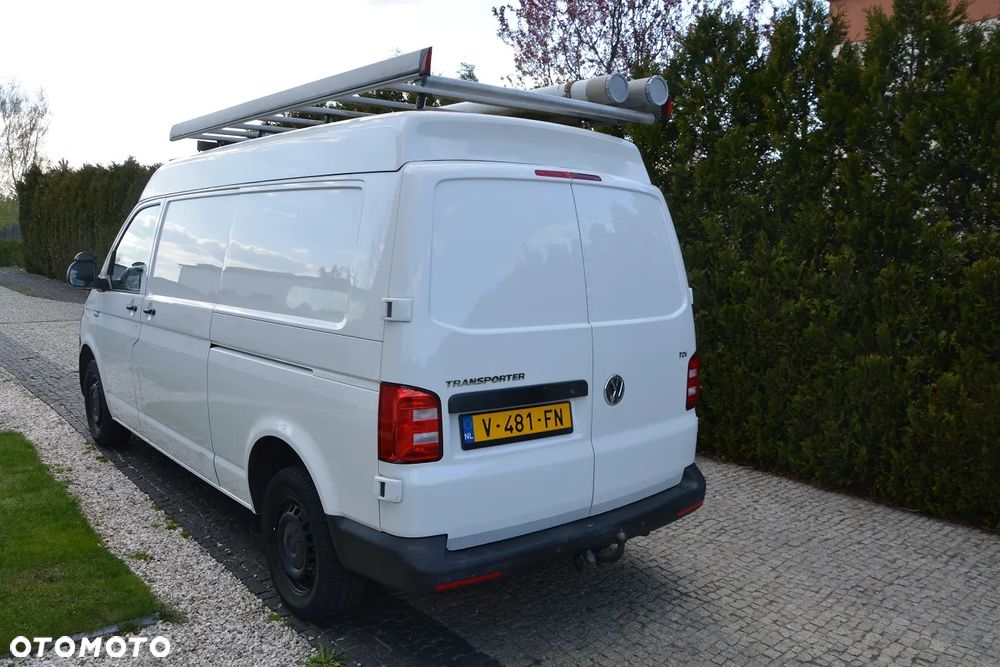 Volkswagen Transporter T6 - 11