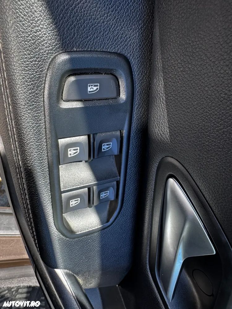 Dacia Duster 1.5 Blue dCi Prestige - 12