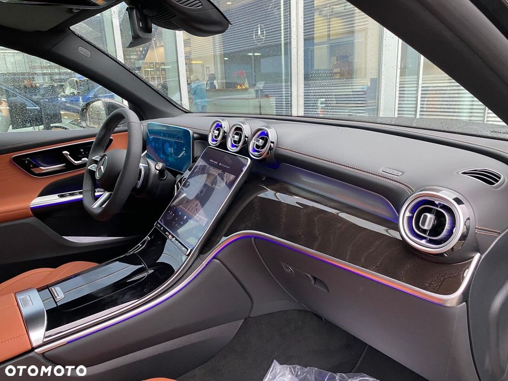 Mercedes-Benz GLC - 19