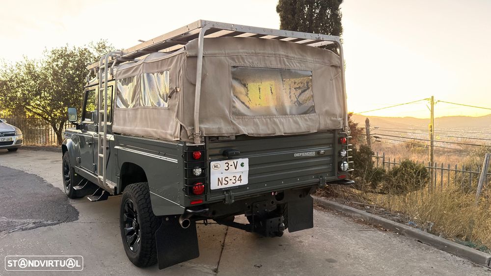 Land Rover Defender - 7