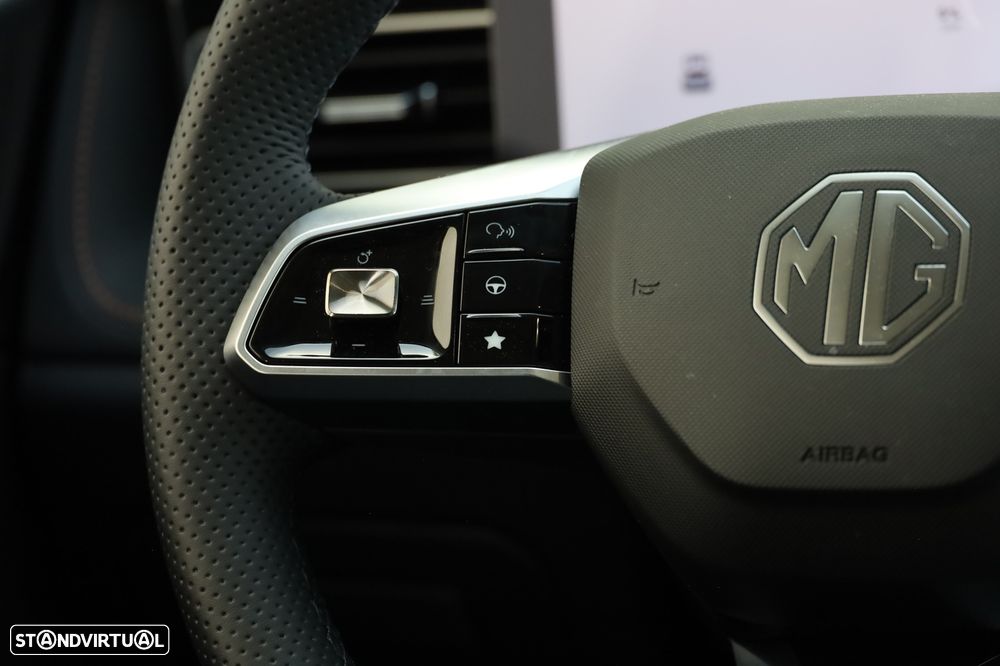 MG HS 1.5 Plug-in Hybrid Luxury - 23