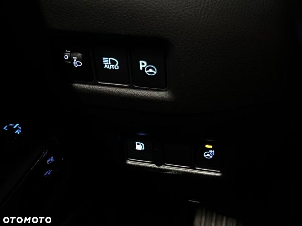 Toyota C-HR Lounge - 25