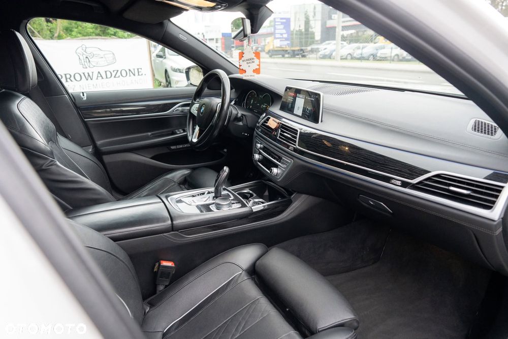 BMW Seria 7 730d xDrive - 21
