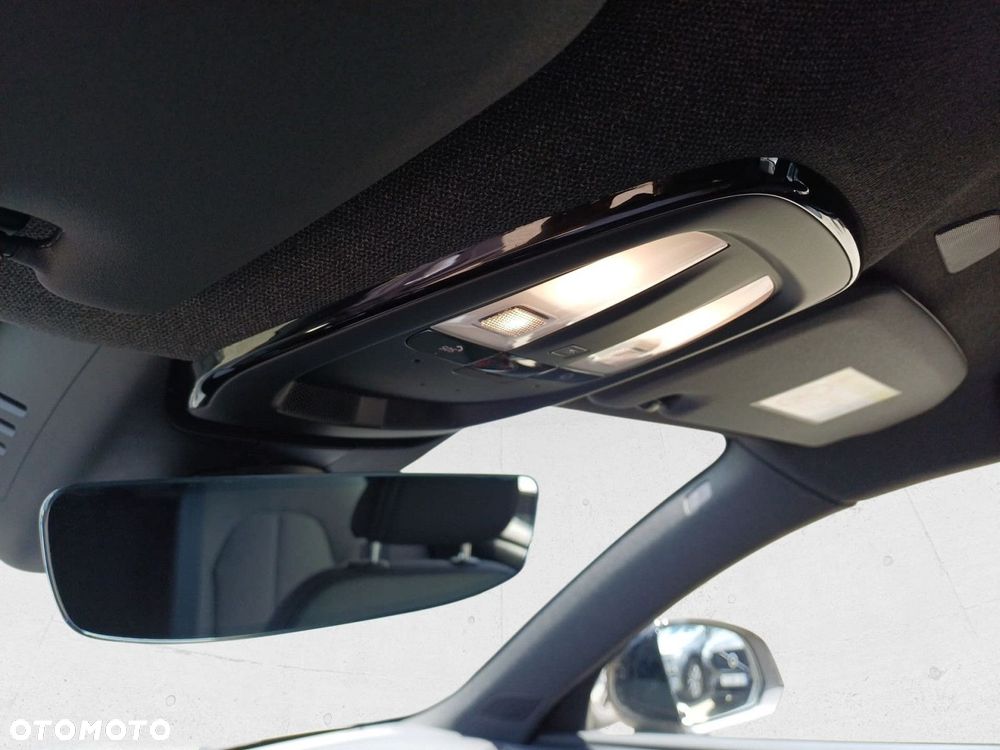 Volvo XC 40 - 26