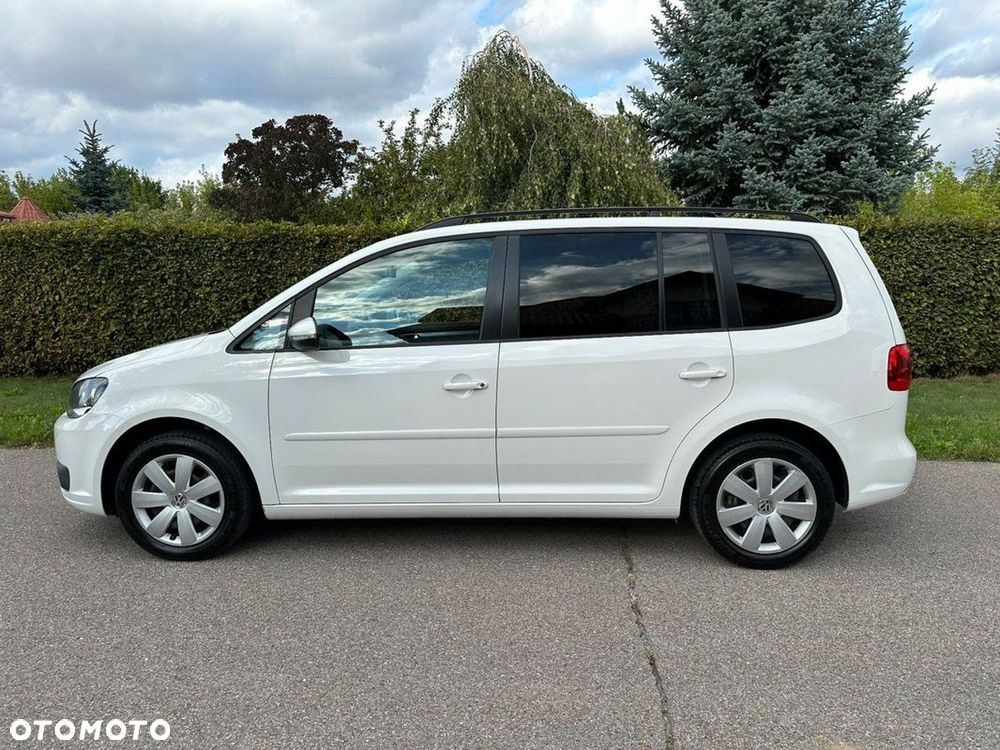 Volkswagen Touran - 5