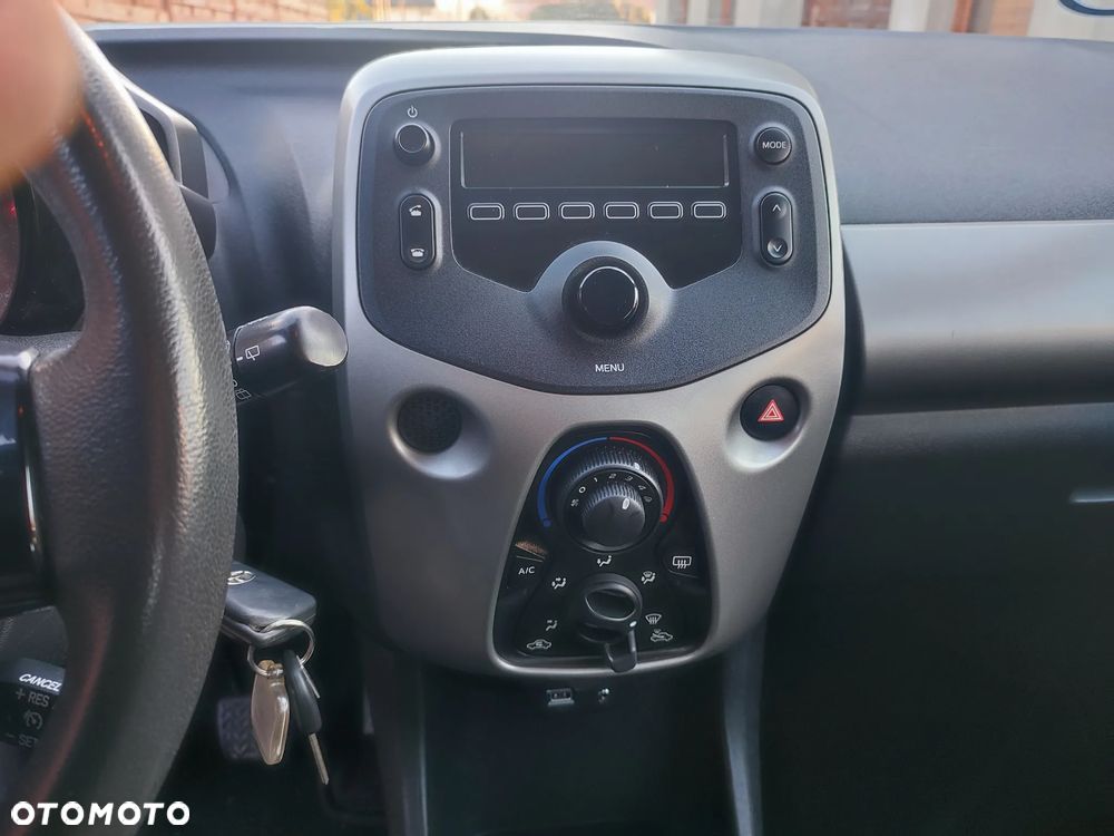 Toyota Aygo 1.0 VVT-i Sprint EU6 - 15