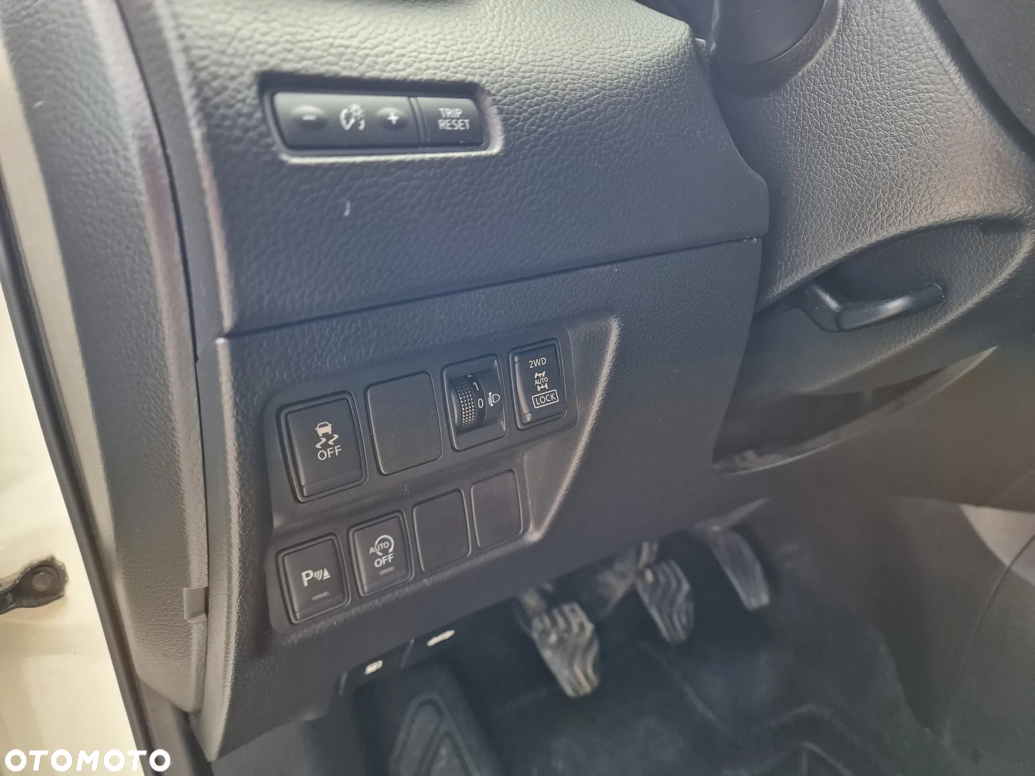 Nissan Qashqai 1.6 dCi 4 x 4 DPF tekna - 15