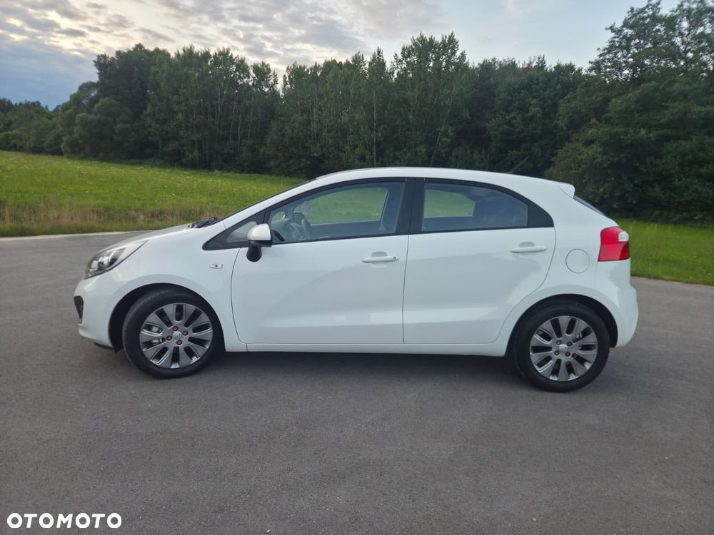 Kia Rio 1.2 Attract - 10