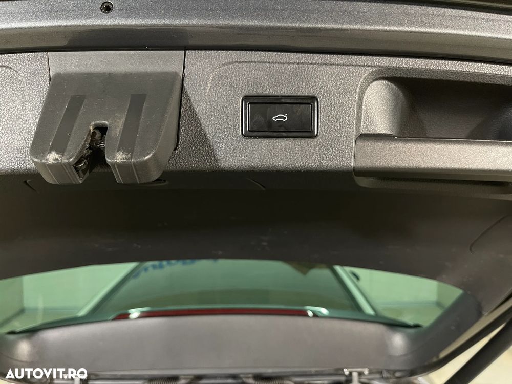 Volkswagen Passat 1.4 TSI DSG GTE - 26