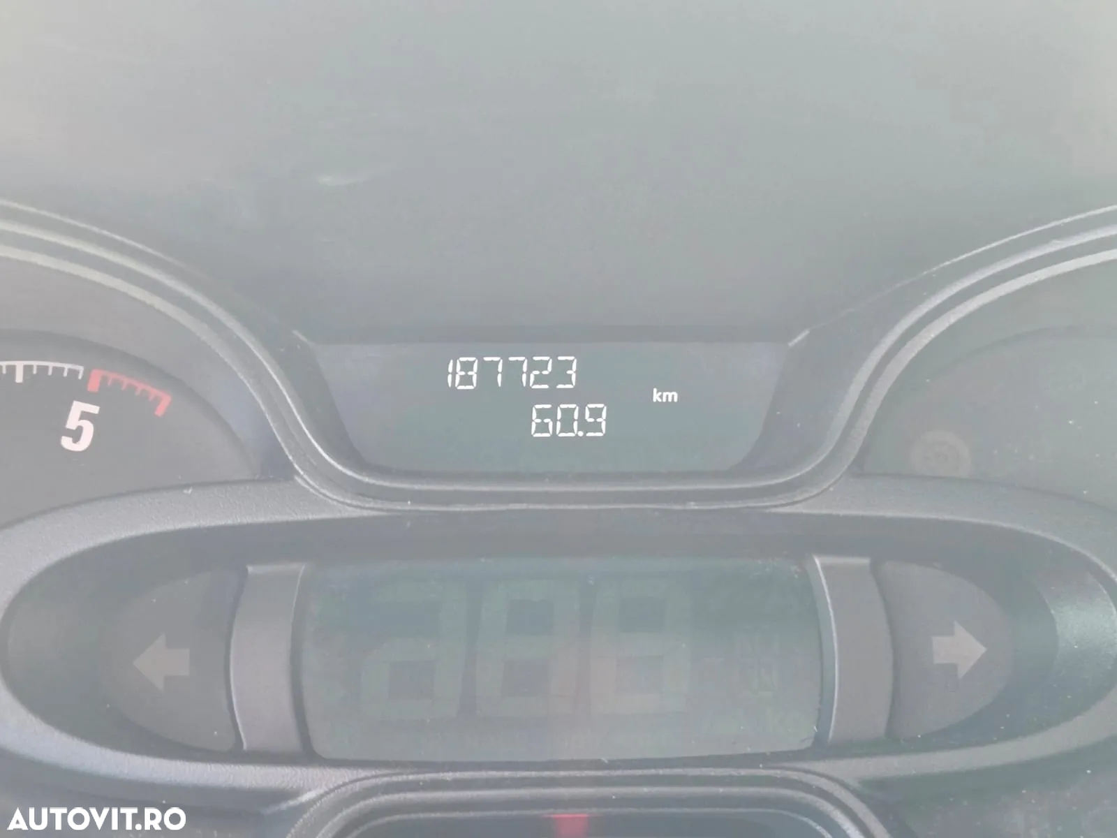 Opel Vivaro L2H1 - 11
