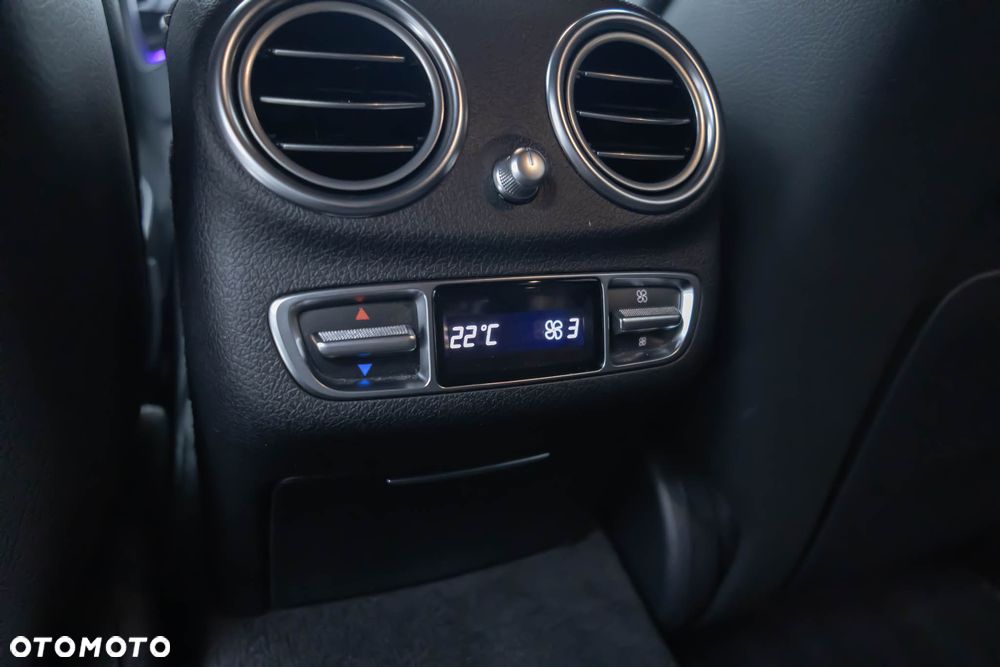 Mercedes-Benz Klasa E 300 de 4-Matic Avantgarde - 39