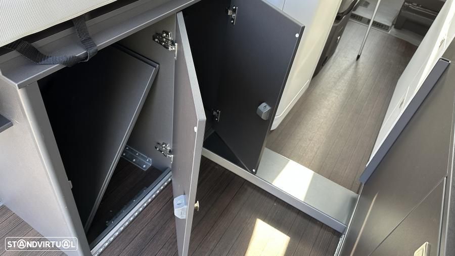 VW Grand California 600 Ocean Automática 8 Velocid - 45