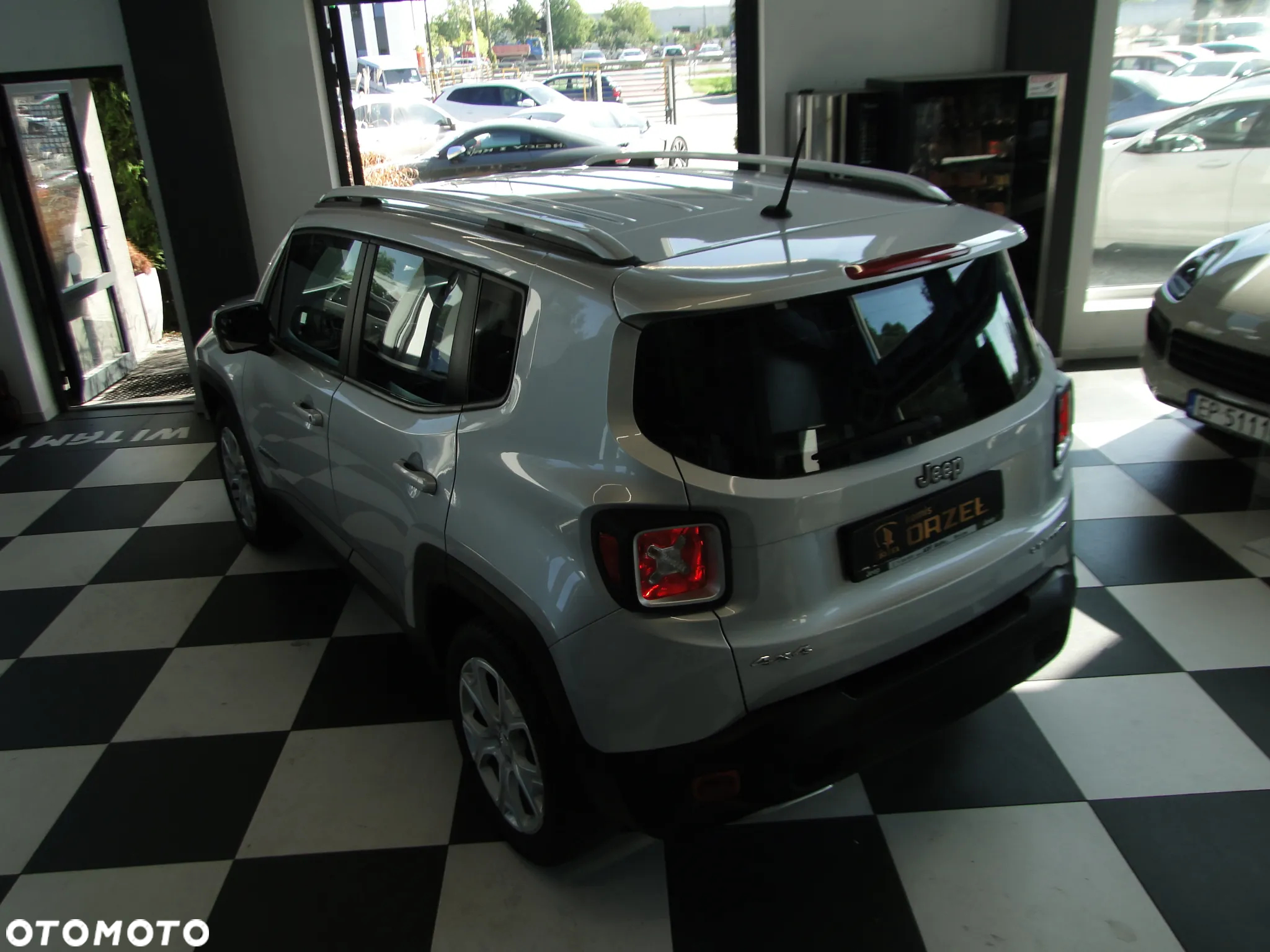 Jeep Renegade 2.0 MultiJet Limited 4WD S&S - 11