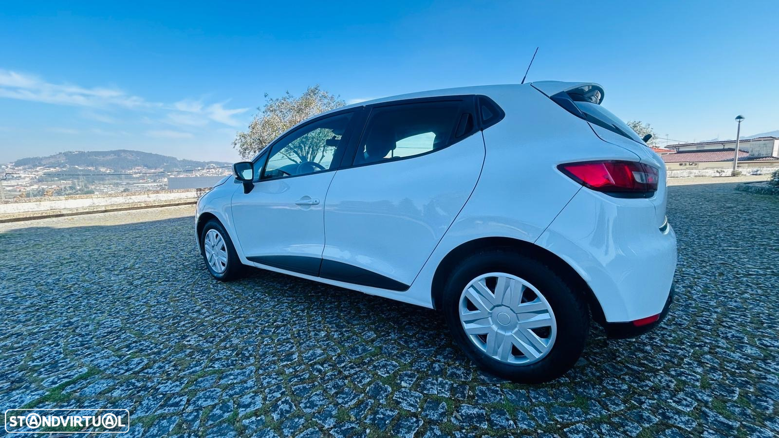Renault Clio 1.5 dCi Confort - 9